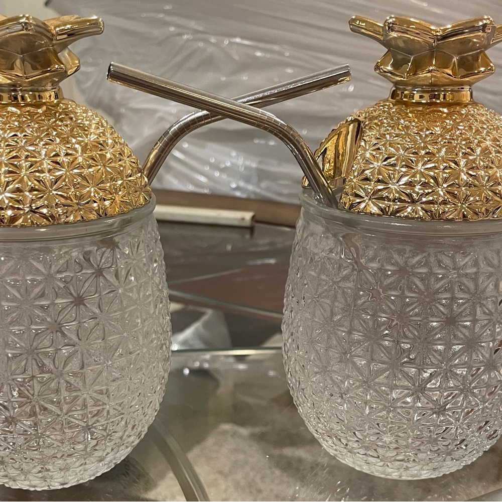 Gold and Silver Pineapple Tumbler Set